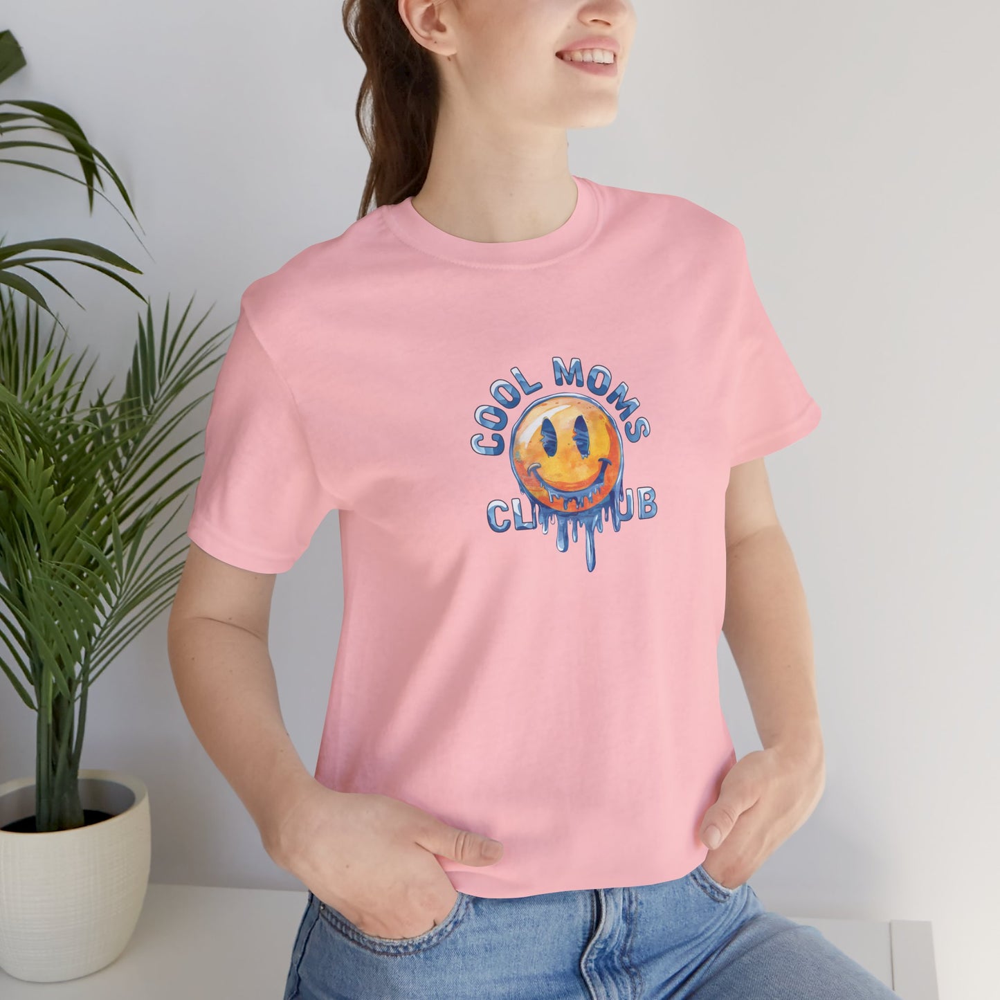 Cool Moms Club Tee